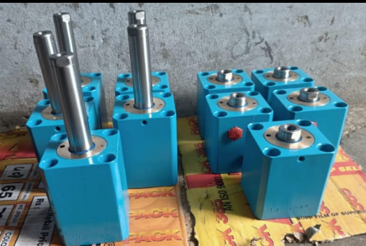 Compact Cylinders